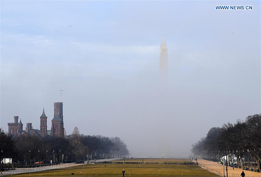 U.S.-WASHINGTON D.C.-FOG