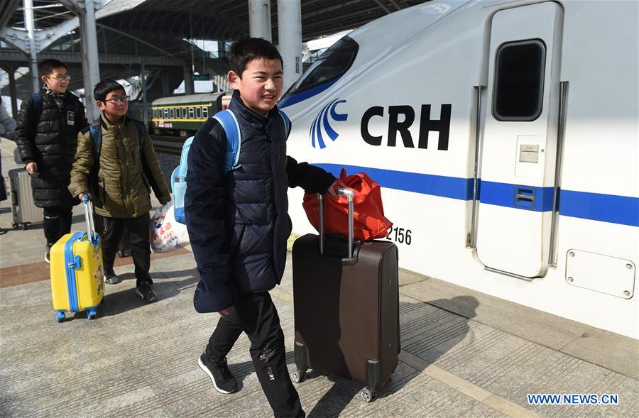 CHINA-SPRING FESTIVAL TRAVEL RUSH-MIGRATORY STUDENTS (CN)