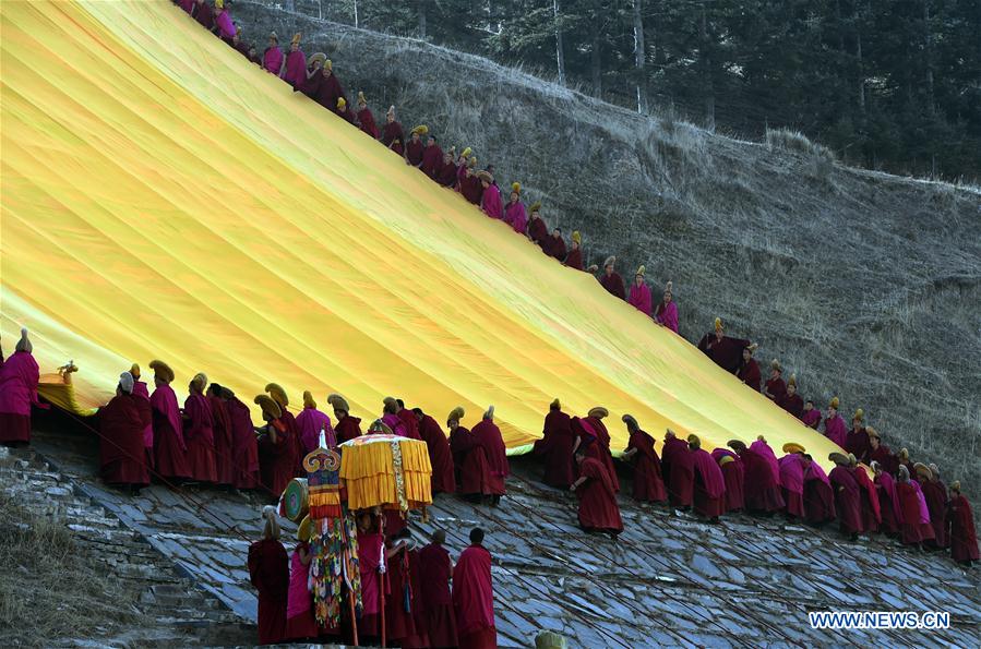 CHINA-GANSU-LABRANG MONASTERY-BUDDHIST RITUAL (CN)