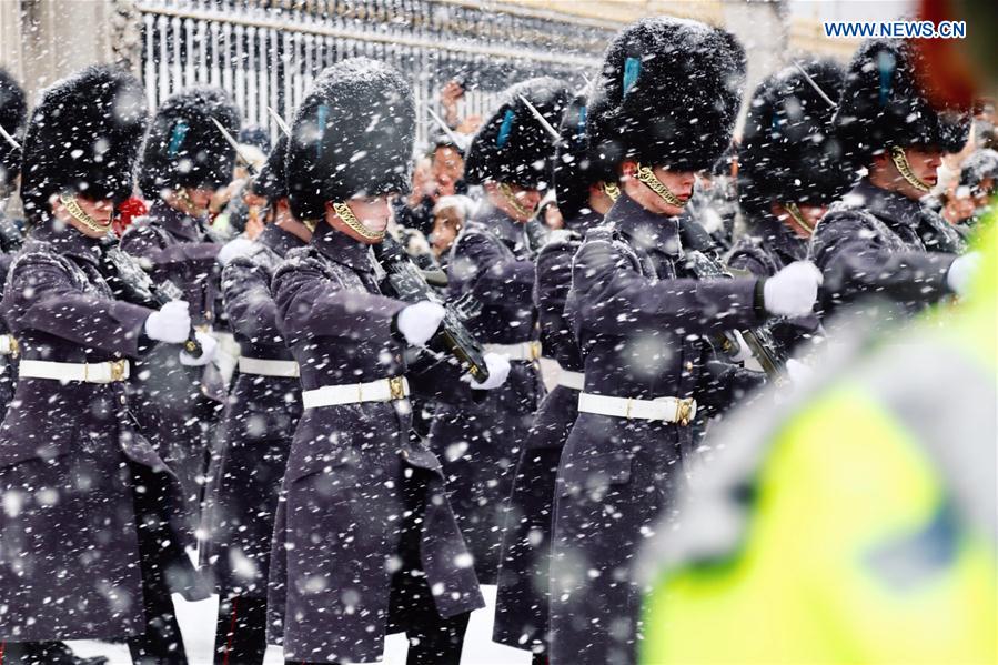 BRITAIN-LONDON-SNOW