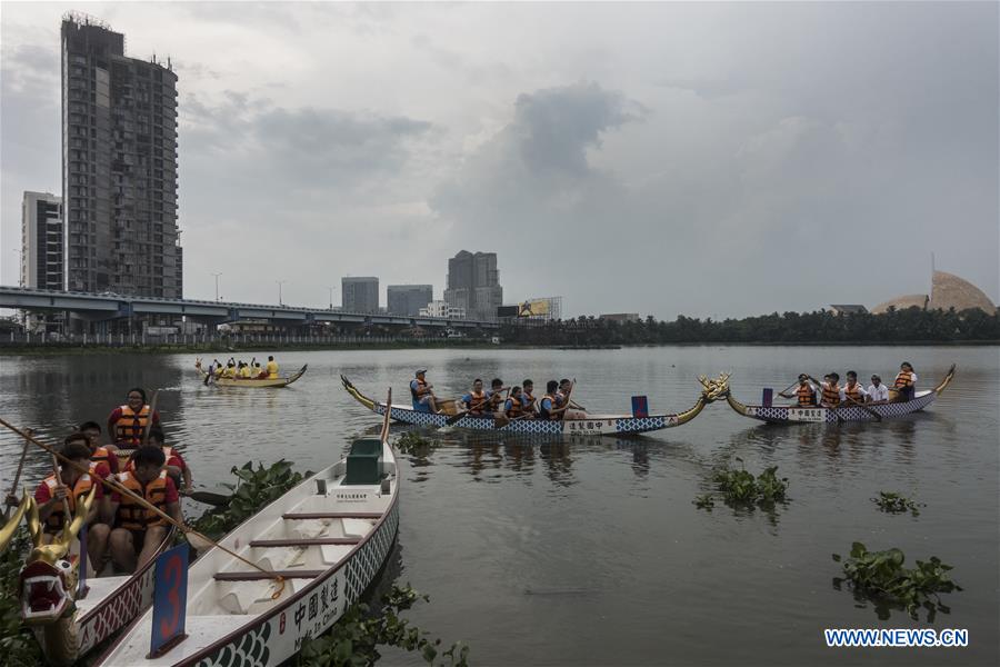 INDIA-KOLKATA-DRAGON BOAT FESTIVAL