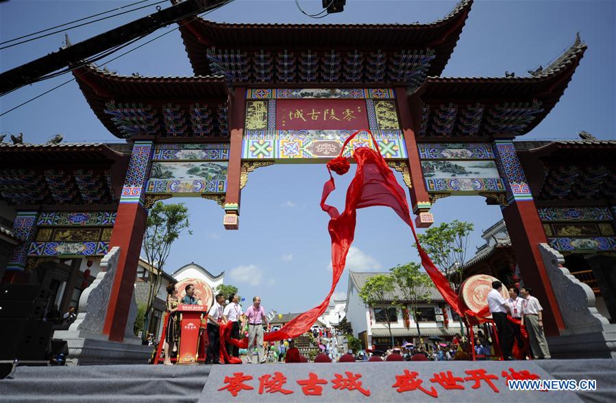 CHINA-HUNAN-LINGLING ANCIENT TOWN-OPEN (CN)