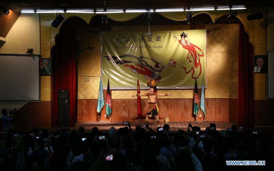 AFGHANISTAN-KABUL-CHINESE ART TROUPE-PERFORMANCE