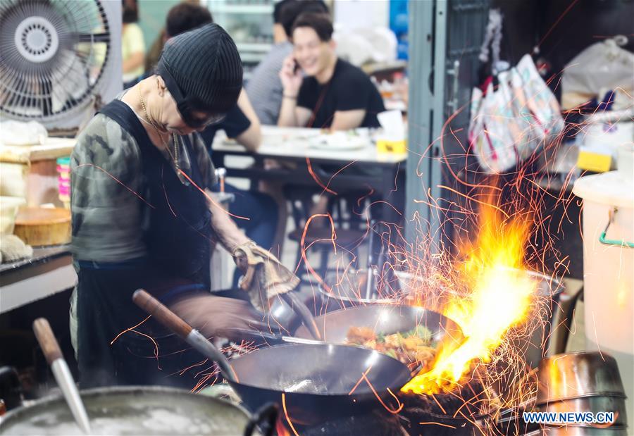 THAILAND-BANGKOK-STREET FOOD-JAY FAI