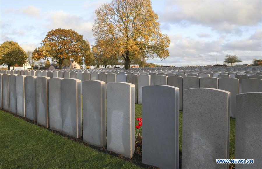 BELGIUM-POPERINGE-LIJSSENTHOEK MILITARY CEMETERY