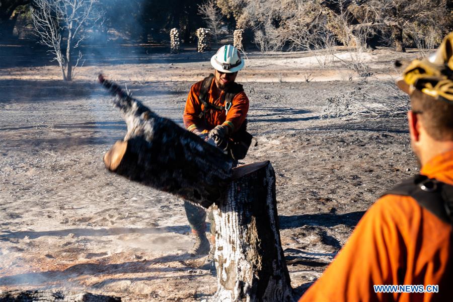 U.S.-SIMI VALLEY-WILDFIRE