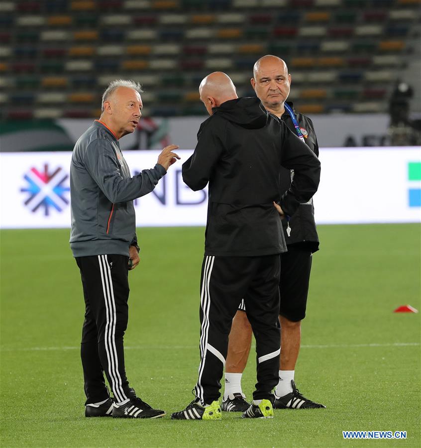 (SP)UAE-ABU DHABI-SOCCER-ASIAN CUP-UAE-NATIONAL TEAM-TRANING