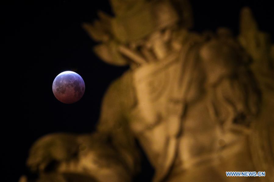 BELGIUM-BRUSSELS-TOTAL ECLIPSE OF MOON