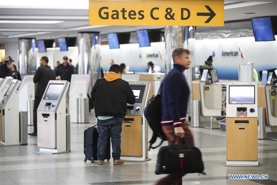 U.S.-NEW YORK-LAGUARDIA AIRPORT-STAFF SHORTAGE-FLIGHTS-HALTING