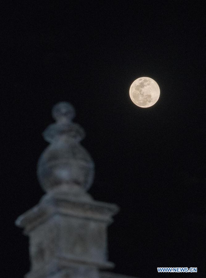 EGYPT-CAIRO-FULL MOON