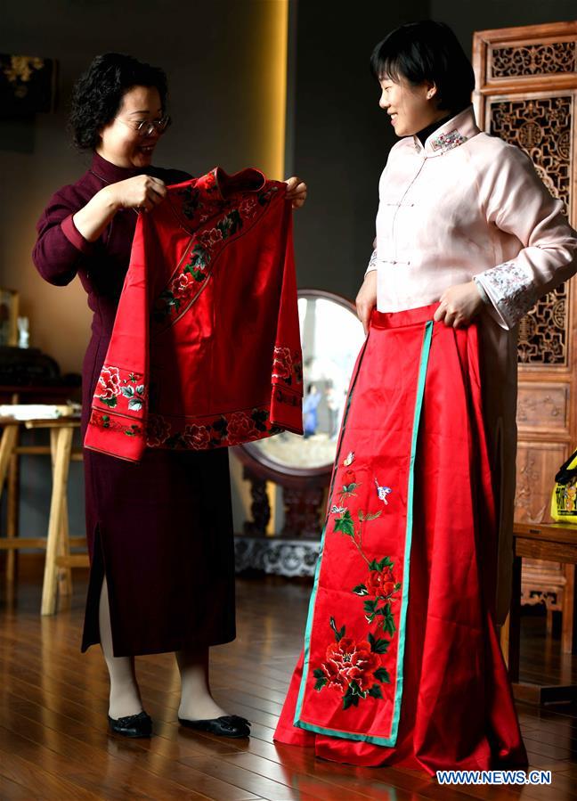 #CHINA-SHIJIAZHUANG-EMBROIDERY (CN)