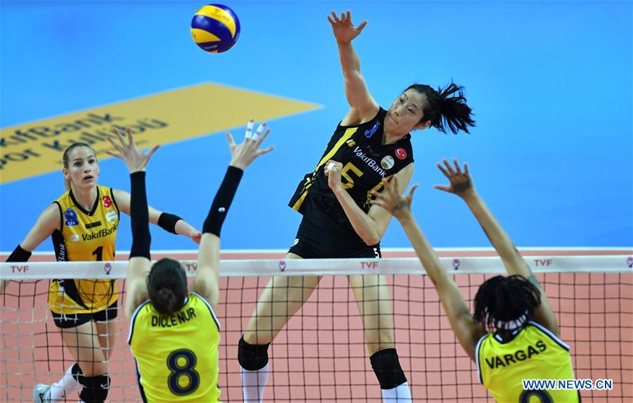 (SP)TURKEY-ISTANBUL-VOLLEYBALL-TURKISH WOMEN LEAGUE-VAKIFBANK VS FENERBAHCE