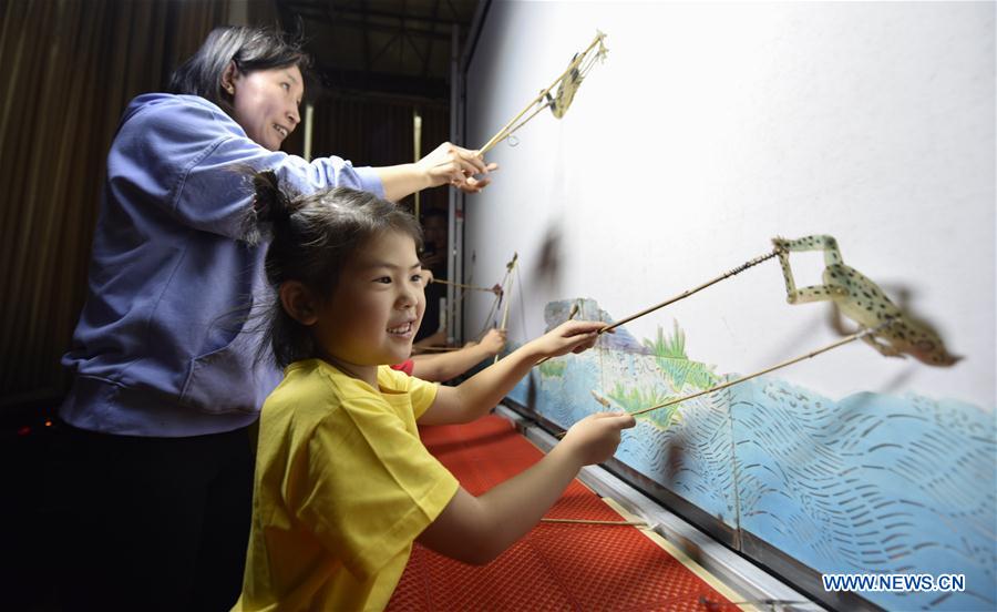 #CHINA-SHANXI-CHILDREN'S DAY-SHADOW PUPPETRY (CN)