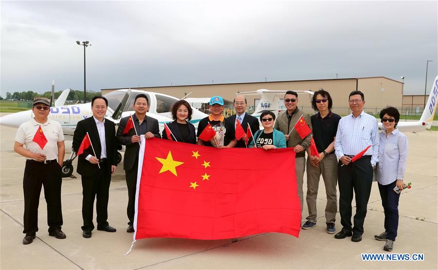 U.S.-CHICAGO-CHINESE MAN-AROUND-THE-WORLD FLIGHT-FINISH