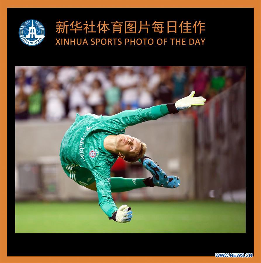 (SP)XINHUA SPORTS PHOTO OF THE DAY