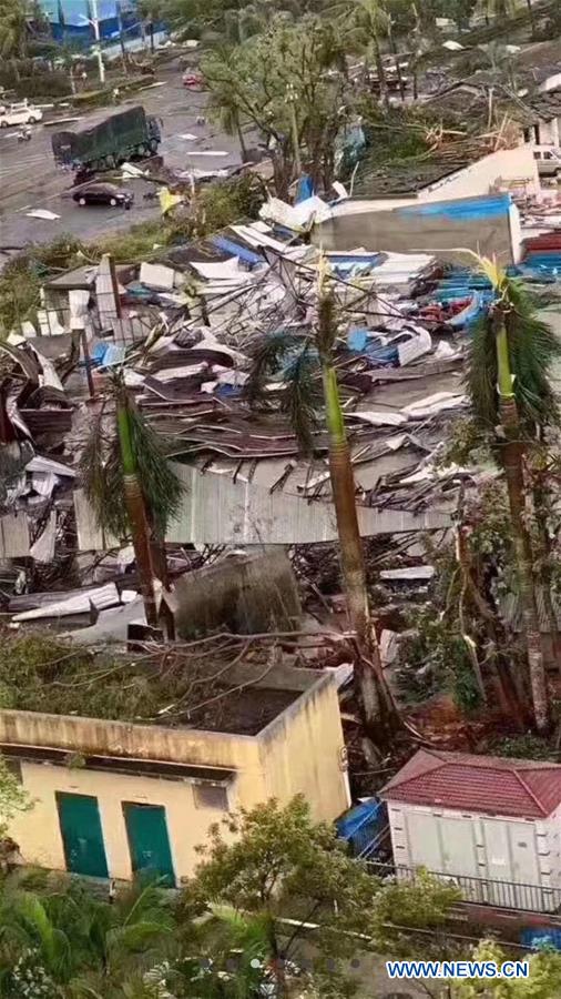 (SPOT NEWS)CHINA-HAINAN-TORNADO (CN)