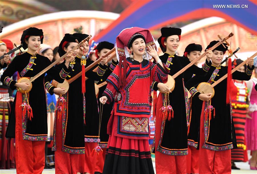 (SP)CHINA-ZHENGZHOU-NATIONAL TRADITIONAL GAMES OF ETHNIC MINORITIES-PERFORMANCE GALA