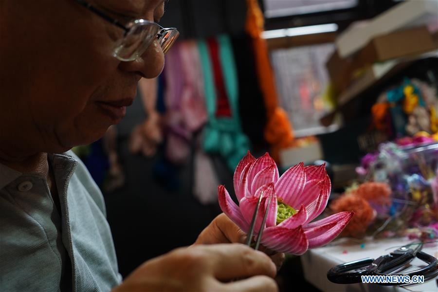 CHINA-JIANGSU-NANJING-VELVET FLOWER-HANDICRAFT (CN)