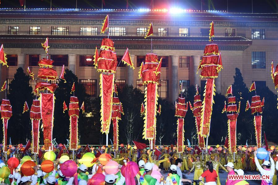 (PRC70Years)CHINA-BEIJING-NATIONAL DAY-CELEBRATIONS-EVENING GALA (CN)