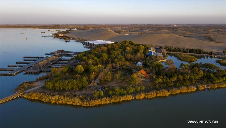 CHINA-NINGXIA-SHAHU LAKE-SCENERY (CN)