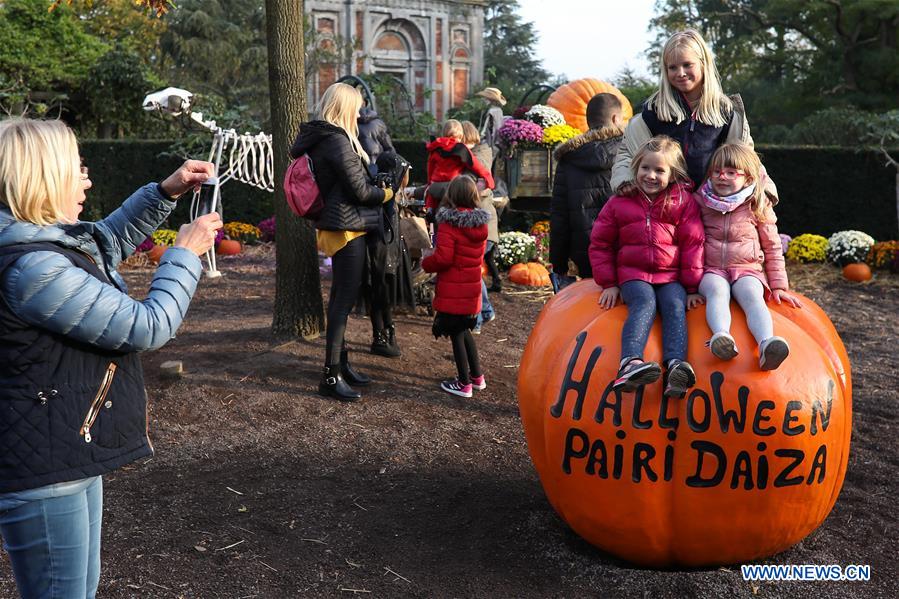 BELGIUM-BRUGELETTE-HALLOWEEN