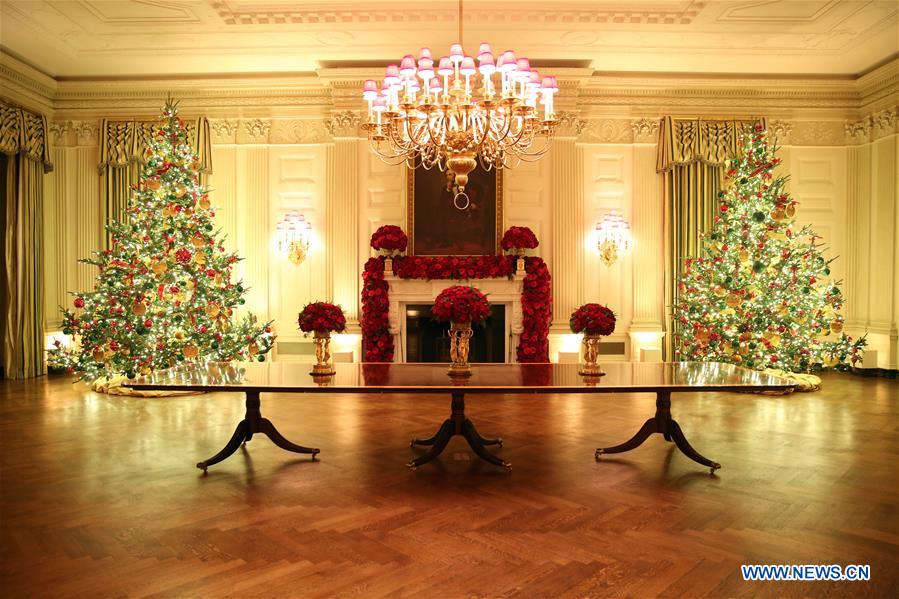 U.S.-WASHINGTON D.C.-WHITE HOUSE-CHRISTMAS-DECORATIONS