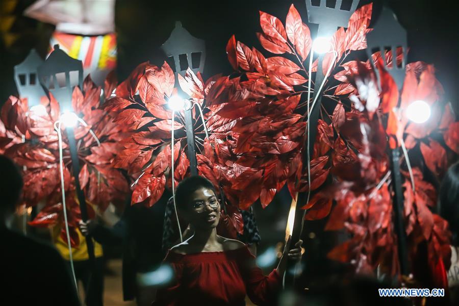 PHILIPPINES-QUEZON-LANTERN PARADE