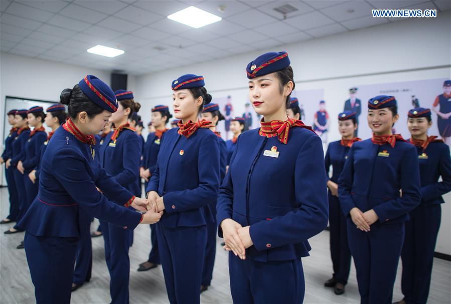 CHINA-HUBEI-BULLET TRAIN STEWARDS-ETIQUETTE TRAINING (CN)