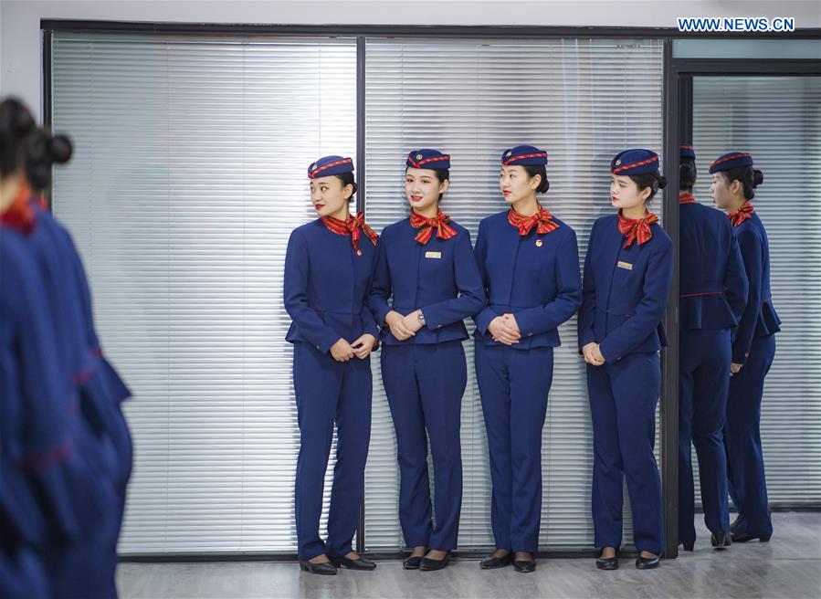 CHINA-HUBEI-BULLET TRAIN STEWARDS-ETIQUETTE TRAINING (CN)