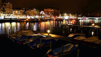 In pics: night scene on streets in Zurich, Switzerland