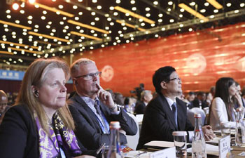 Delegates attend opening ceremony of Belt and Road forum