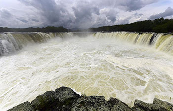 Splendid scenery of Diaoshuilou Waterfall in China's Heilongjiang