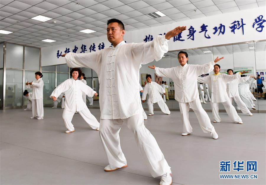 （新華全媒頭條·圖文互動(dòng)）（2）奔跑吧，健康中國(guó)——全民健身在路上