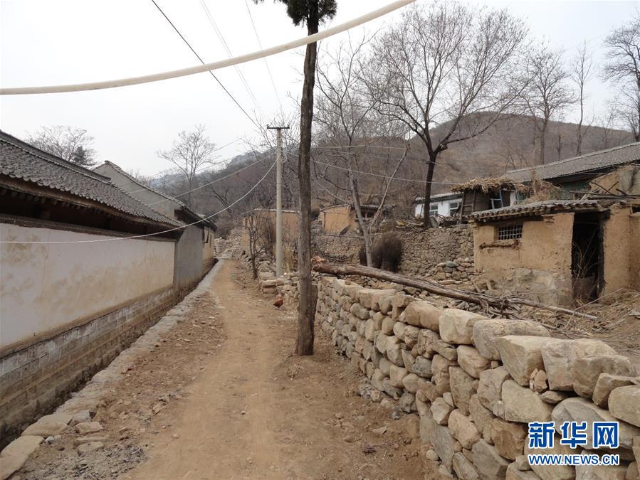 （集中連片特困地區(qū)貧困村調(diào)研行·圖文互動(dòng)）（4）只要有信心，黃土變成金——河北阜平縣駱駝灣村和顧家臺(tái)村脫貧調(diào)查