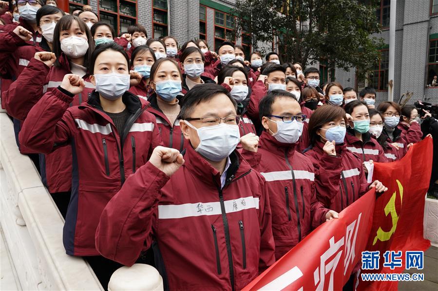 （新華全媒頭條·圖文互動）（4）“始終把人民群眾生命安全和身體健康放在第一位”——中國抗疫彰顯“生命至上、人民至上”理念