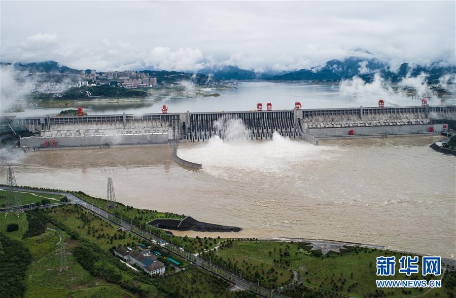 （環(huán)境）（1）三峽工程今年首次泄洪 近期或迎新一輪洪水