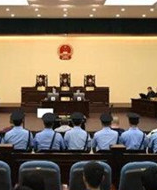 河南掃黑除惡大案開庭 8名公職人員如何為黑惡勢(shì)力“撐傘”？
