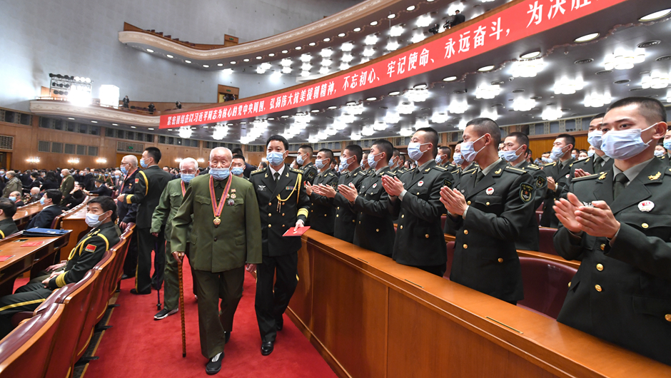 大會前，志愿軍老同志入場
