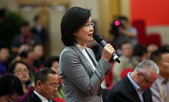 中央電視臺、中國網(wǎng)絡電視臺記者提問