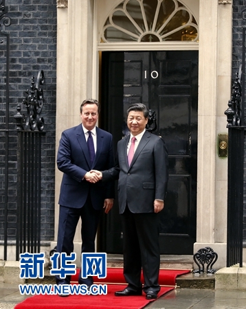 10月21日，國家主席習(xí)近平在倫敦唐寧街首相府同英國首相卡梅倫舉行會談。 新華社記者 鞠鵬 攝 