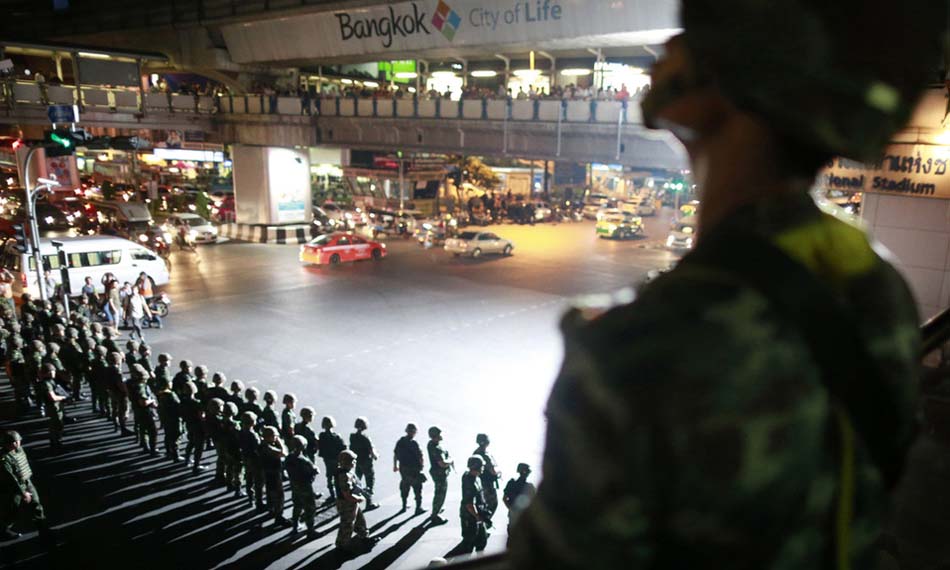 泰國民眾集會(huì)抗議軍事政變